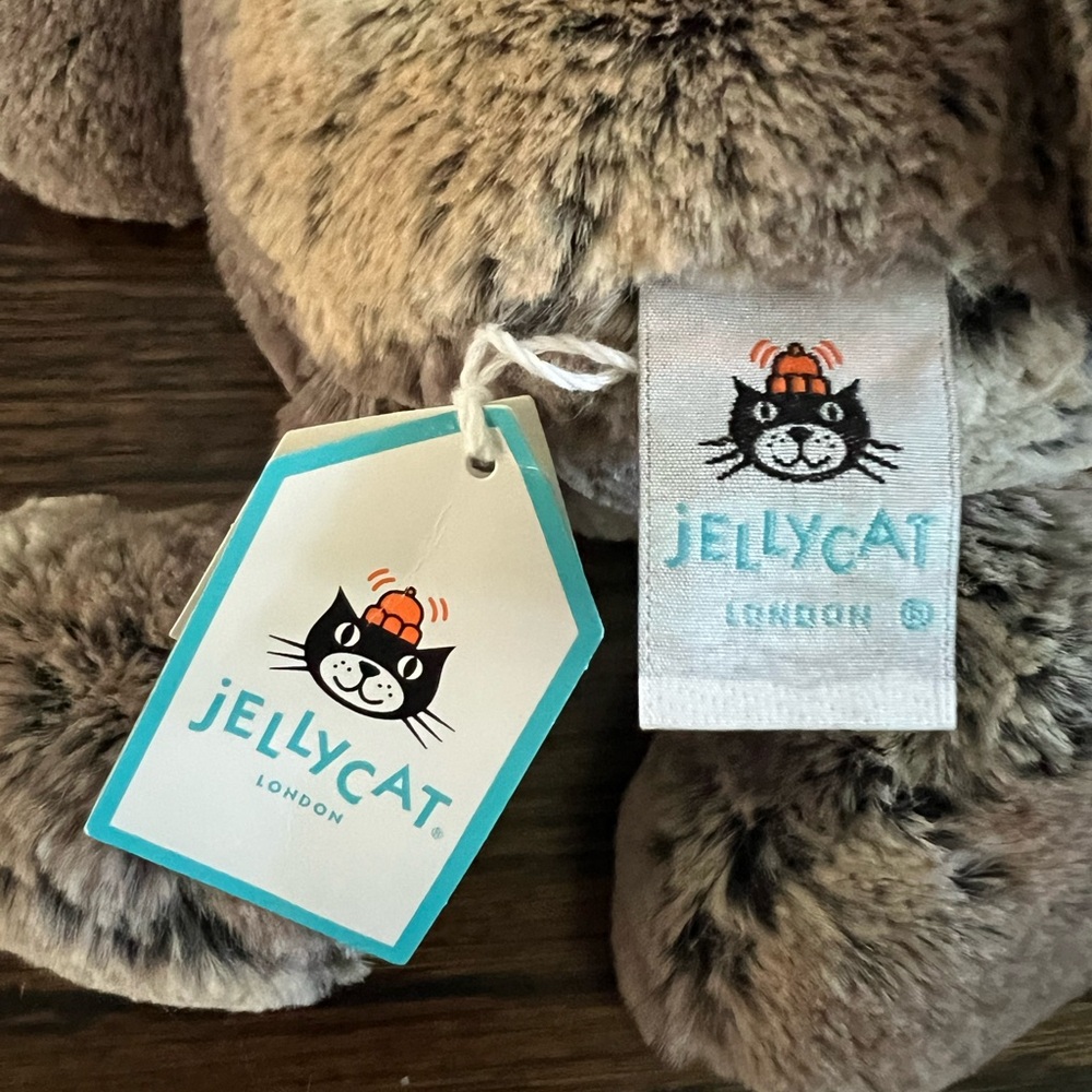 Jellycat Woodland Bashful Bunny (medium) - Picture 4 of 4